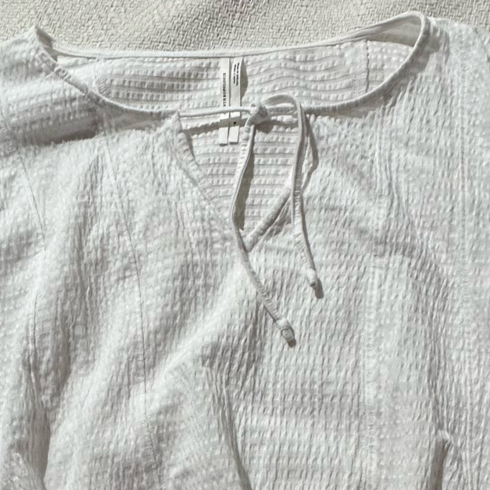 ANTHROPOLOGIE White Long Sleeve Rebecca Smocked Top - Picture 7 of 11